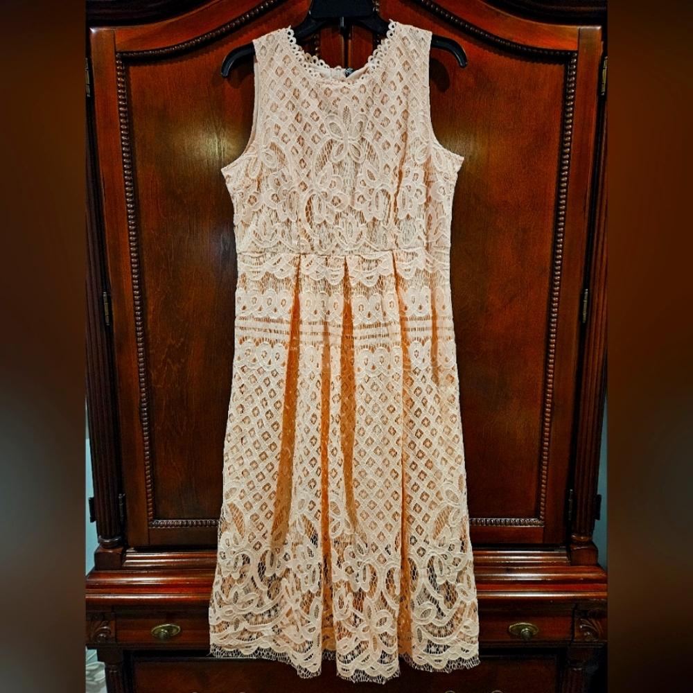 VEIISAR dress
